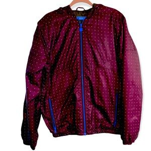 Adidas Windbreaker Size Large In great condition and great price.